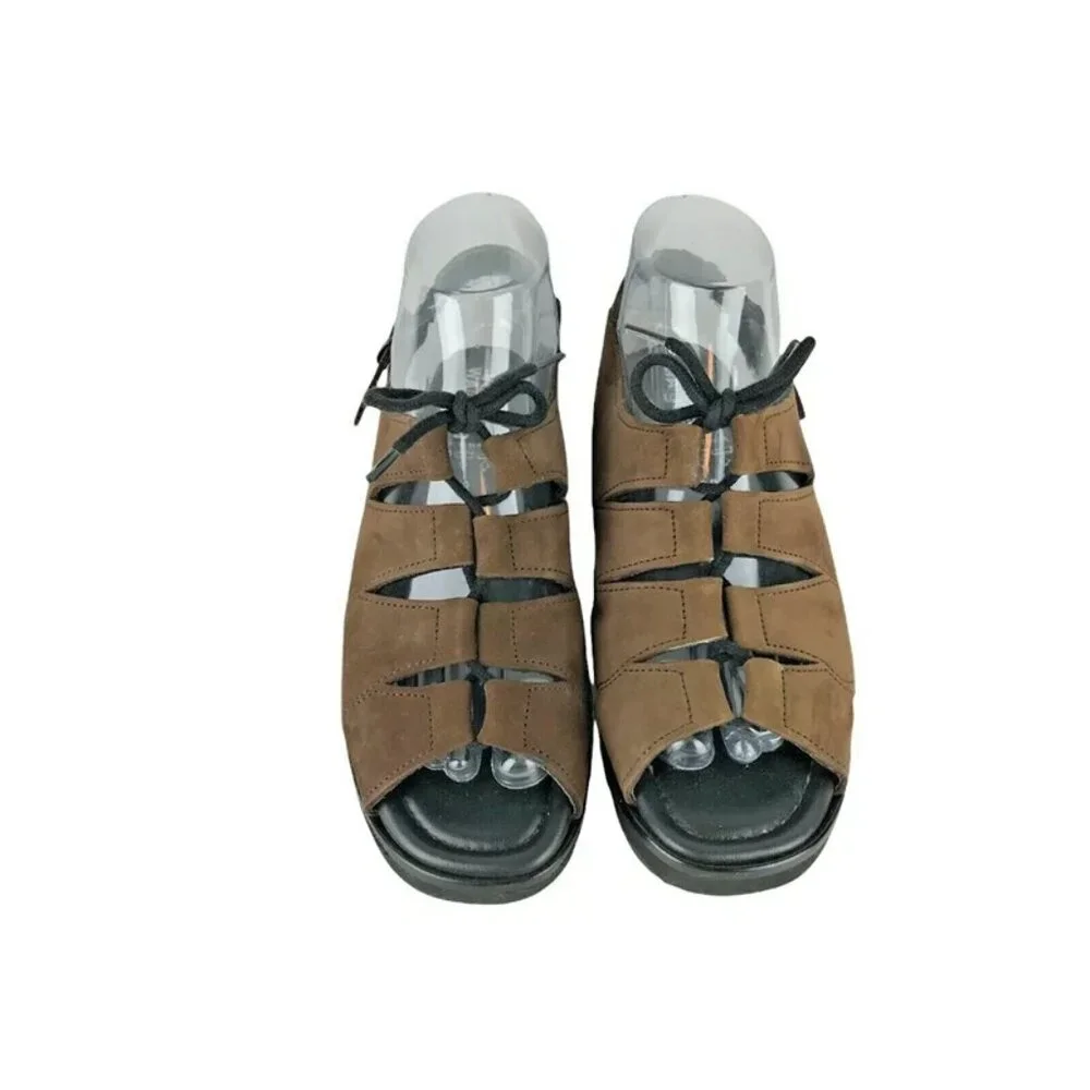 Volks‎ Walkers Girls Brown Leather Adjustable Buckle Strappy Sandals Size US 7.5